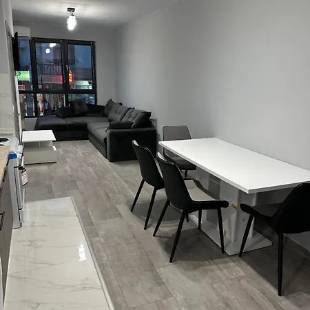 - весела улица * Sozopol